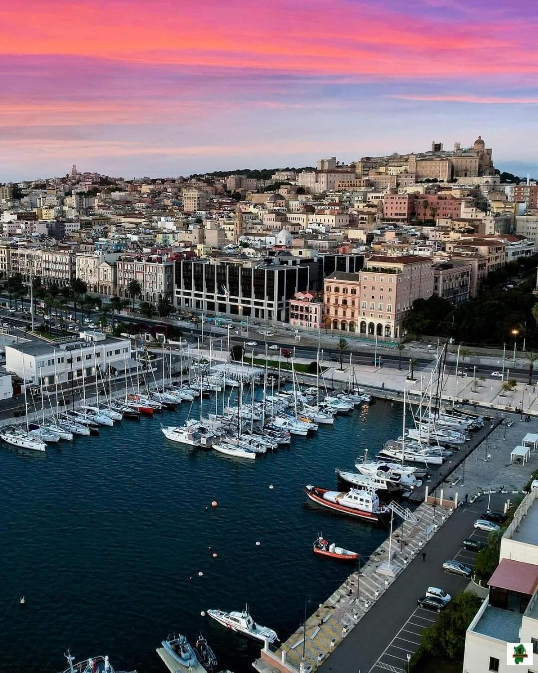 Lu House Appartamento Bastione กาญารี ภายนอก รูปภาพ